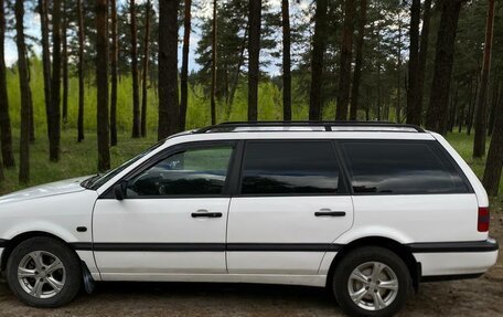 Volkswagen Passat B4, 1995 год, 320 000 рублей, 2 фотография