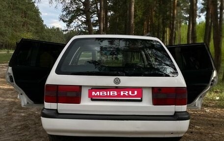Volkswagen Passat B4, 1995 год, 320 000 рублей, 8 фотография
