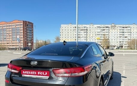 KIA Optima IV, 2018 год, 2 100 000 рублей, 5 фотография