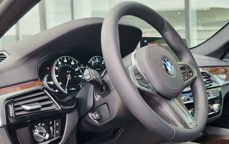 BMW 5 серия, 2017 год, 4 300 000 рублей, 15 фотография