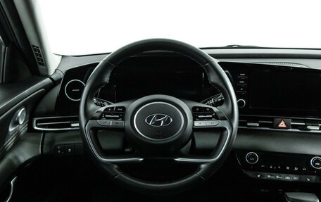 Hyundai Elantra, 2021 год, 2 099 700 рублей, 21 фотография