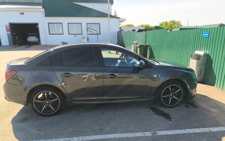 Chevrolet Cruze II, 2013 год, 950 000 рублей, 3 фотография