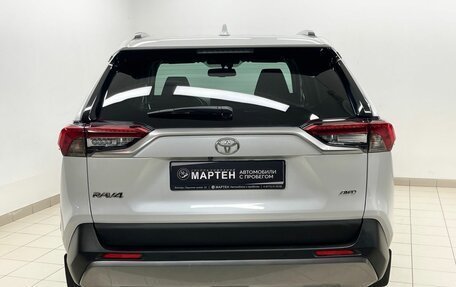 Toyota RAV4, 2021 год, 3 799 000 рублей, 5 фотография