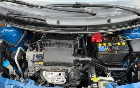 Toyota Yaris III рестайлинг, 2006 год, 400 000 рублей, 11 фотография