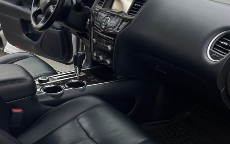 Nissan Pathfinder, 2014 год, 2 050 000 рублей, 16 фотография