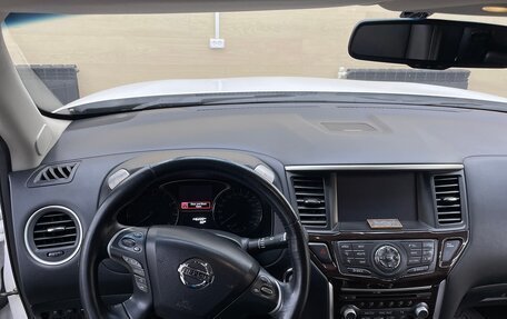 Nissan Pathfinder, 2014 год, 2 050 000 рублей, 12 фотография