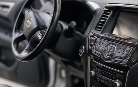 Nissan Pathfinder, 2014 год, 2 050 000 рублей, 13 фотография