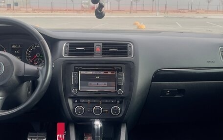 Volkswagen Jetta VI, 2013 год, 1 249 000 рублей, 13 фотография