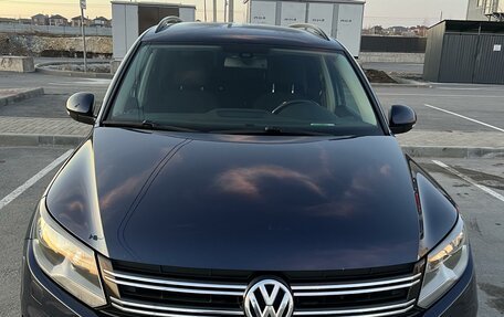 Volkswagen Tiguan I, 2012 год, 1 450 000 рублей, 2 фотография