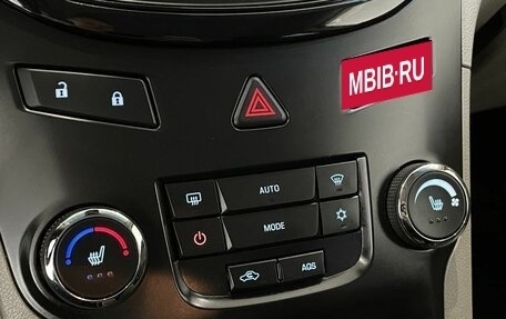 Chevrolet Orlando I, 2012 год, 980 000 рублей, 7 фотография