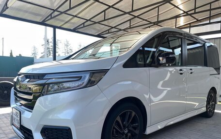 Honda Stepwgn IV, 2019 год, 2 650 000 рублей, 6 фотография