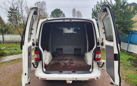 Volkswagen Transporter T5 рестайлинг, 2009 год, 860 000 рублей, 6 фотография