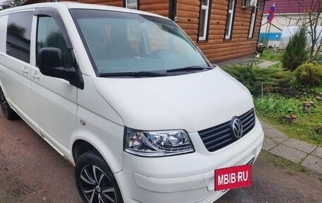 Volkswagen Transporter T5 рестайлинг, 2009 год, 860 000 рублей, 2 фотография