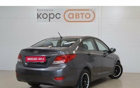 Hyundai Solaris II рестайлинг, 2011 год, 879 000 рублей, 3 фотография