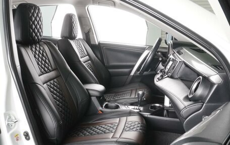 Toyota RAV4, 2015 год, 2 310 000 рублей, 8 фотография