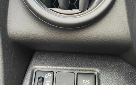 Toyota RAV4, 2012 год, 1 480 000 рублей, 32 фотография