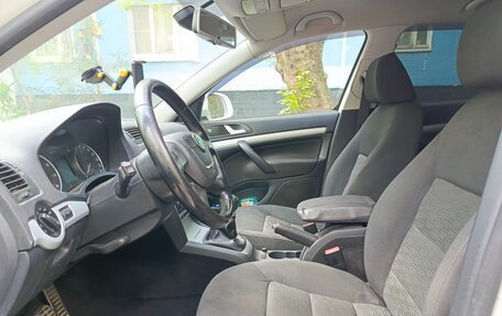 Skoda Octavia, 2011 год, 850 000 рублей, 9 фотография