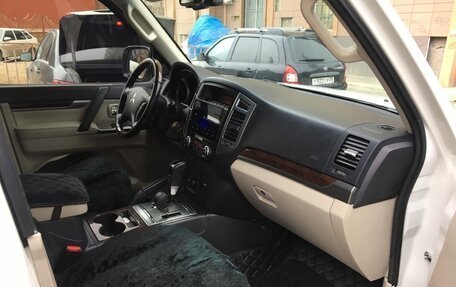 Mitsubishi Pajero IV, 2019 год, 3 300 000 рублей, 4 фотография
