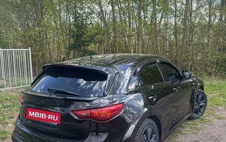Infiniti QX70, 2016 год, 2 590 000 рублей, 3 фотография