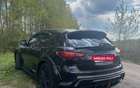 Infiniti QX70, 2016 год, 2 590 000 рублей, 4 фотография