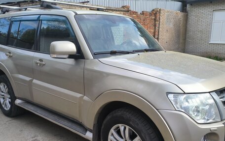 Mitsubishi Pajero IV, 2012 год, 2 150 000 рублей, 3 фотография