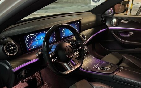 Mercedes-Benz E-Класс, 2021 год, 4 450 000 рублей, 8 фотография