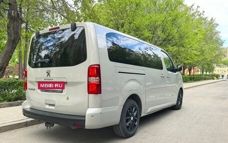 Peugeot Traveller I, 2017 год, 2 650 000 рублей, 16 фотография