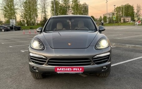 Porsche Cayenne III, 2013 год, 2 210 000 рублей, 2 фотография
