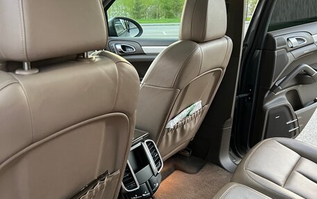 Porsche Cayenne III, 2013 год, 2 210 000 рублей, 22 фотография