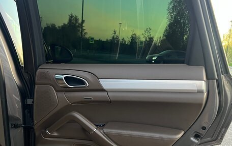 Porsche Cayenne III, 2013 год, 2 210 000 рублей, 30 фотография