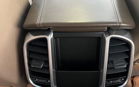 Porsche Cayenne III, 2013 год, 2 210 000 рублей, 29 фотография