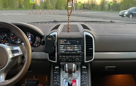 Porsche Cayenne III, 2013 год, 2 210 000 рублей, 27 фотография