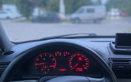 Audi A4, 1999 год, 465 000 рублей, 7 фотография