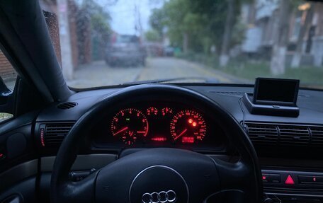 Audi A4, 1999 год, 465 000 рублей, 19 фотография