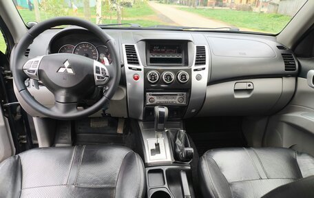 Mitsubishi Pajero Sport II рестайлинг, 2011 год, 1 650 000 рублей, 12 фотография