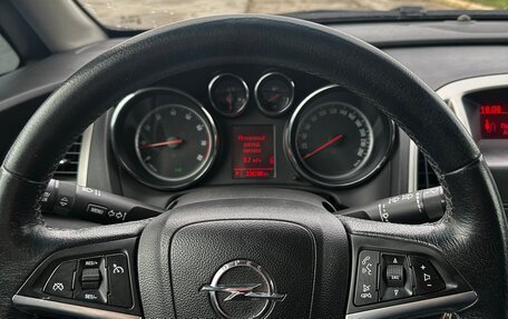 Opel Astra J, 2012 год, 615 000 рублей, 3 фотография