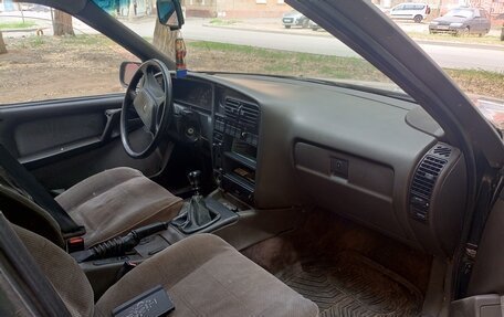 Opel Omega A, 1990 год, 94 000 рублей, 9 фотография