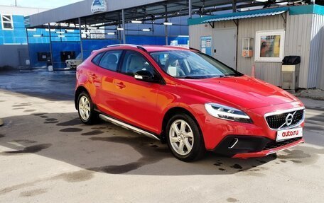 Volvo V40 Cross Country I, 2018 год, 2 200 000 рублей, 2 фотография
