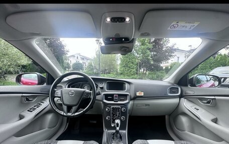 Volvo V40 Cross Country I, 2018 год, 2 200 000 рублей, 11 фотография