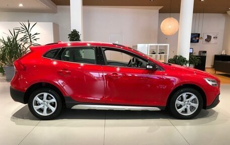 Volvo V40 Cross Country I, 2018 год, 2 200 000 рублей, 8 фотография
