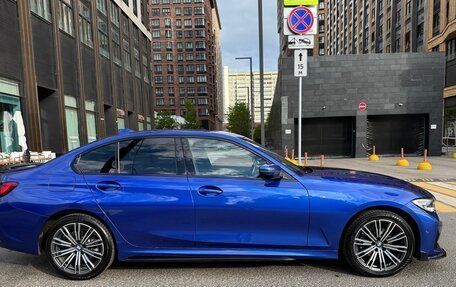 BMW 3 серия, 2019 год, 4 400 000 рублей, 4 фотография