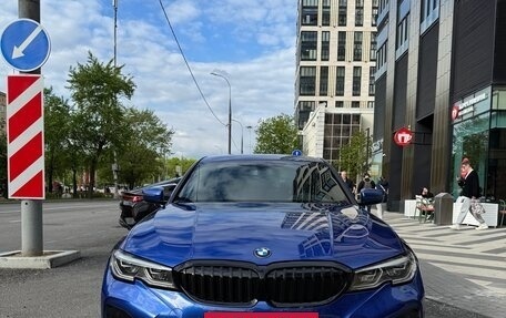 BMW 3 серия, 2019 год, 4 400 000 рублей, 2 фотография