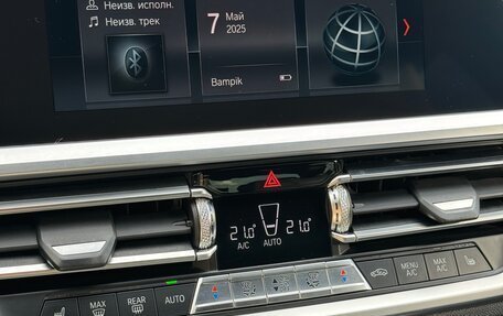BMW 3 серия, 2019 год, 4 400 000 рублей, 18 фотография