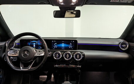 Mercedes-Benz CLA, 2019 год, 3 050 000 рублей, 14 фотография