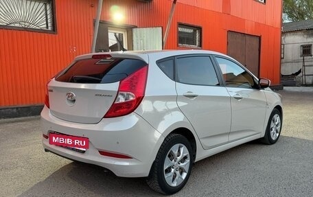 Hyundai Solaris II рестайлинг, 2015 год, 1 285 000 рублей, 7 фотография