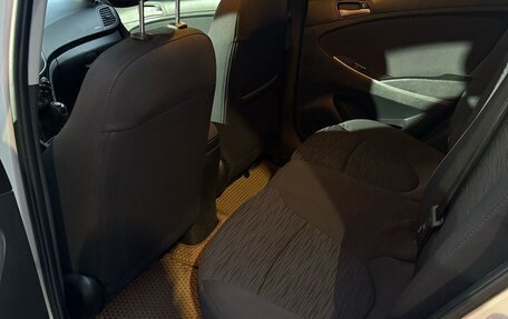 Hyundai Solaris II рестайлинг, 2015 год, 1 285 000 рублей, 13 фотография