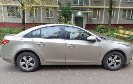 Chevrolet Cruze II, 2012 год, 845 000 рублей, 3 фотография