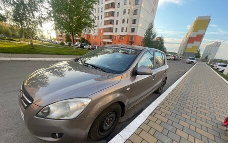 KIA cee'd I рестайлинг, 2009 год, 639 000 рублей, 3 фотография