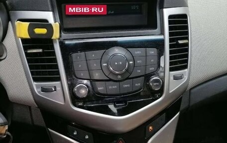 Chevrolet Cruze II, 2012 год, 845 000 рублей, 7 фотография