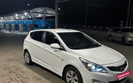 Hyundai Solaris II рестайлинг, 2014 год, 1 060 000 рублей, 5 фотография